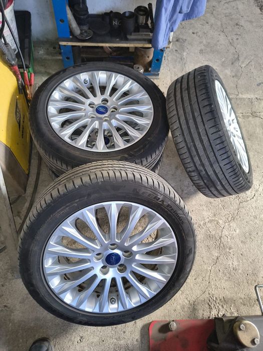 Jante Aliaj 17 cu cauciucuri noi  nerulate în România Gama Ford