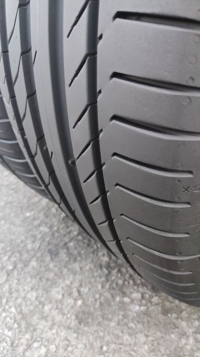 2бр. летни гуми 225/45/17 Continental 
7.36mm грайфер
dot23