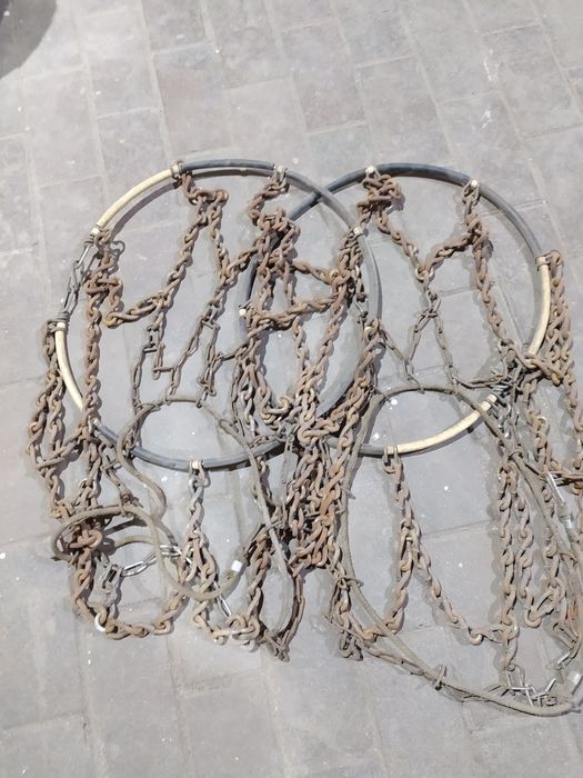 Цепи противоскольжения.