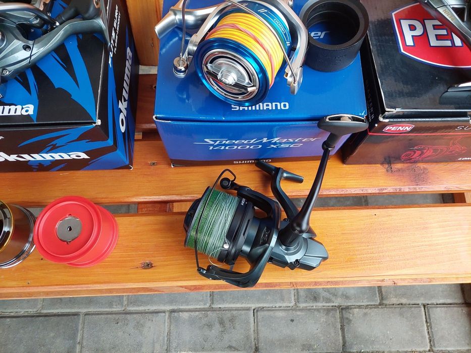 Mulinete crap: shimano speedmaster xsd/xtc, okuma flite surf, penn8000
