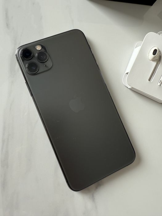 Продам iphone 11promax 256гб