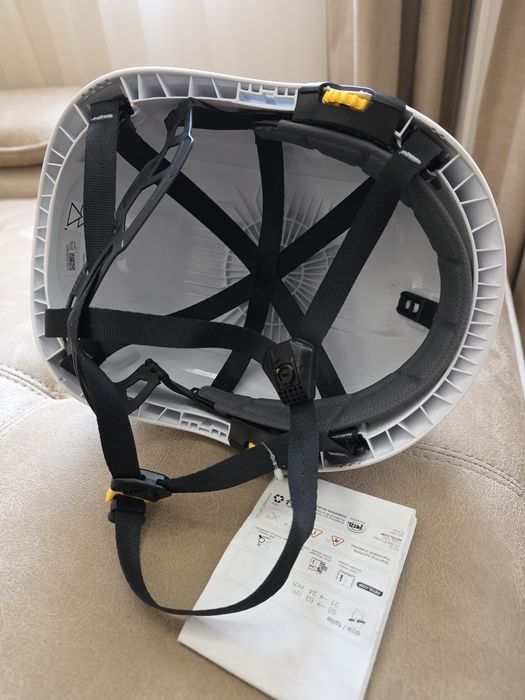 Работна каска Petzl Vertex