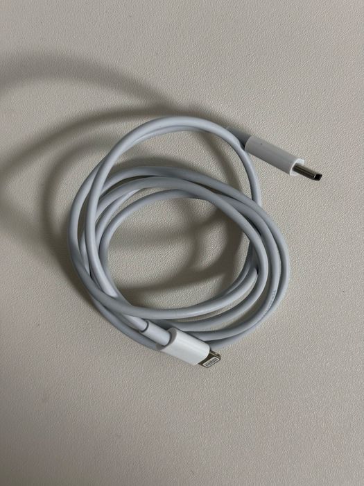 Кабель Type-C — Lightning