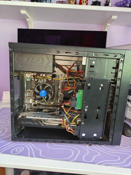 Геймърски компютър + Монитор 24"