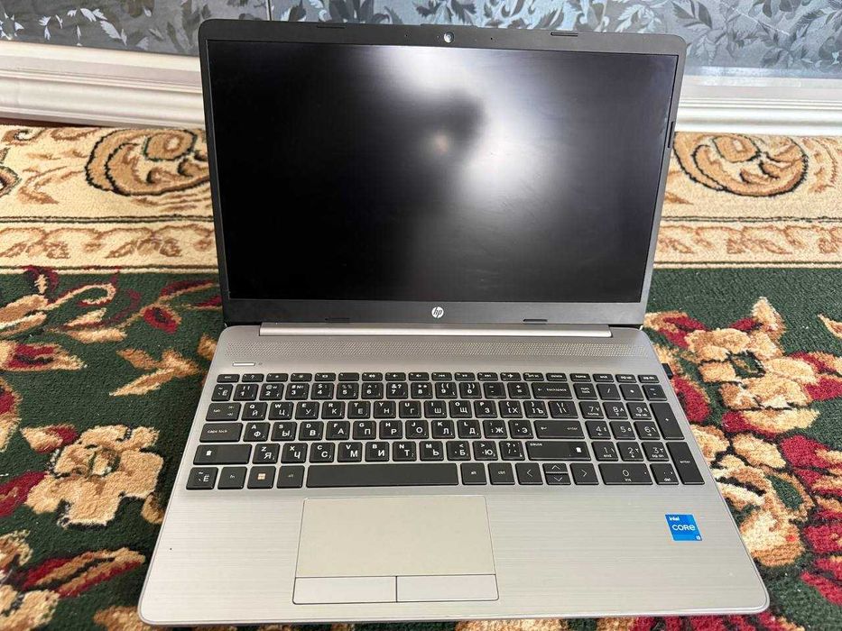 Notebook HP Laptop (250 G8)