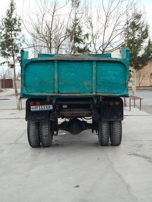 Zil 130 yukmashinasi