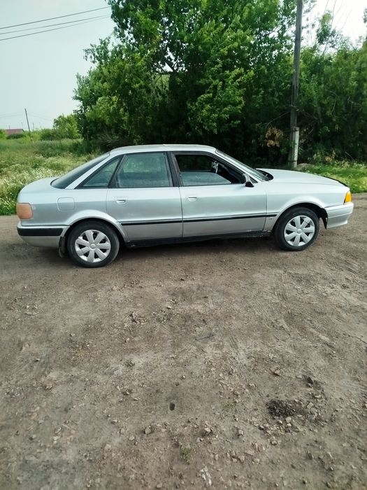 Продам ауди 80 б4
