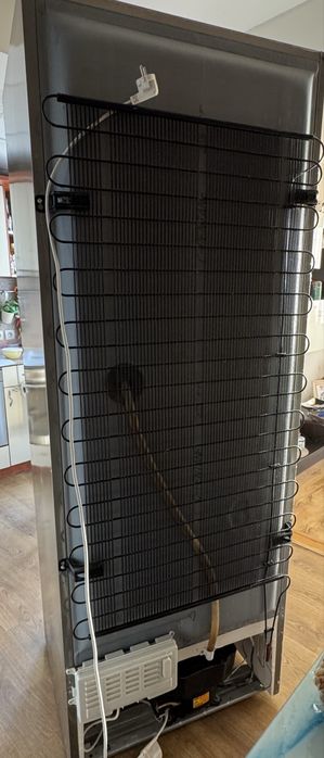 Хладилник с фризер Ariston No Frost