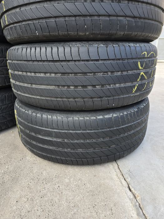 4 Броя 215/55/17 Michelin 2x5,8mm 2x4,5mm 22dot