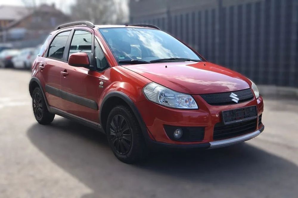 Dezmembrari / Dezmembrez SUZUKI SX4