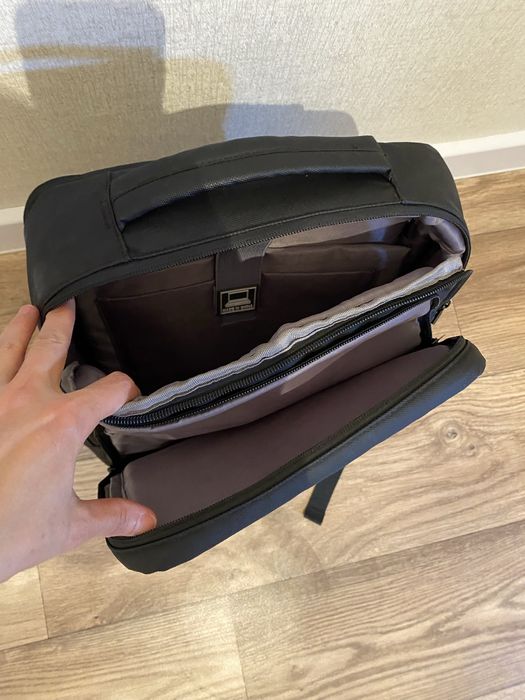 Продам Рюкзак черный вместительный