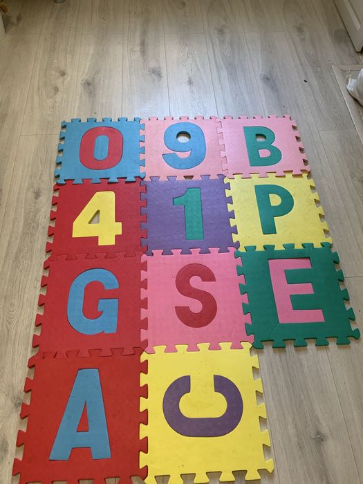 Covor de spuma tip puzzle pentru copii