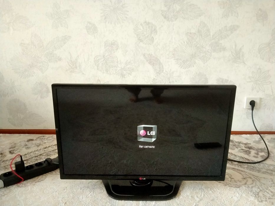 Б/у телевизор LG, диагональ 32