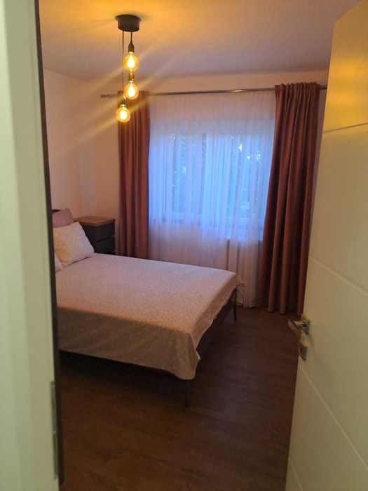 Apartament 4 camere-str.Onestilor