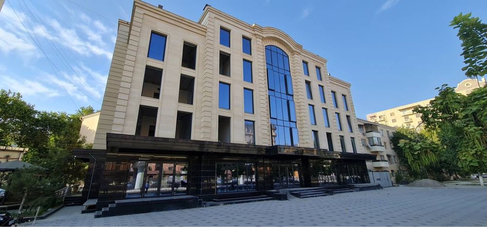 Продаётся Здание в долг дороги.