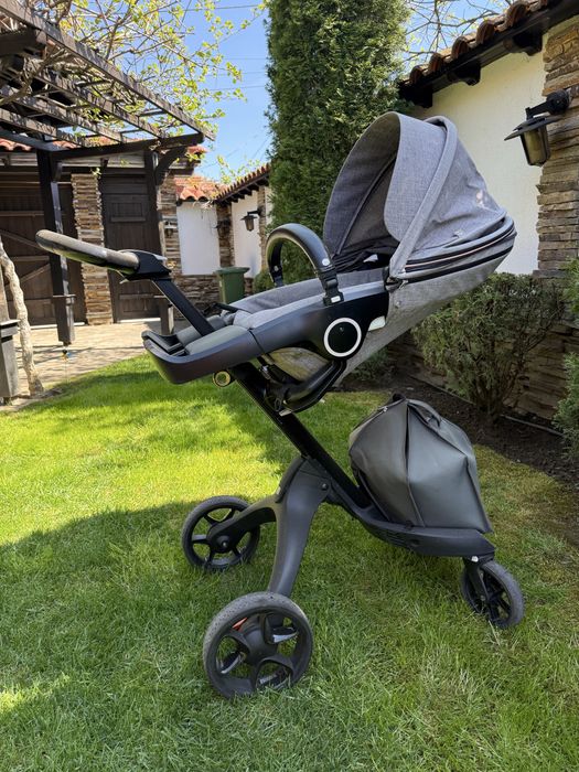 StoKKe xPlory 6 - сива бебешка количка