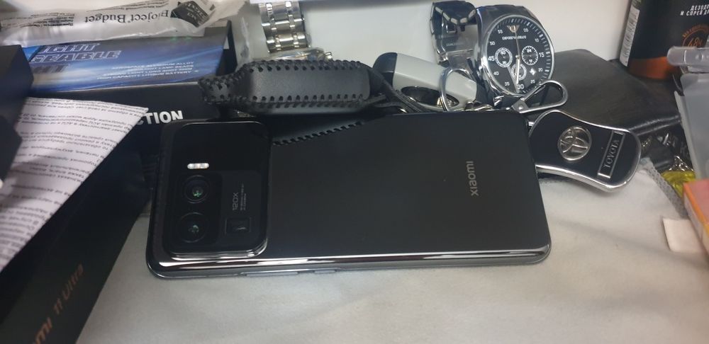 Продам либо обмен Xiaomi Mi 11 Ultra
