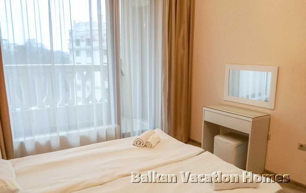 Продава се Тристаен апартамент в с. Аспарухово, Област Варна - 92 кв.м за 909 €/кв.м - Снимка #18