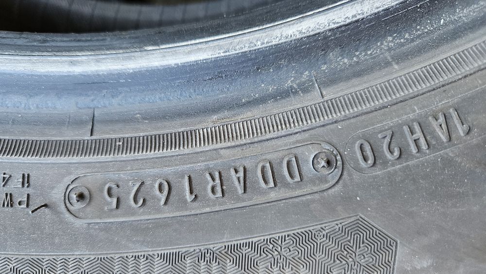 4бр гуми 205 60 16 дот 25 фалкен falken