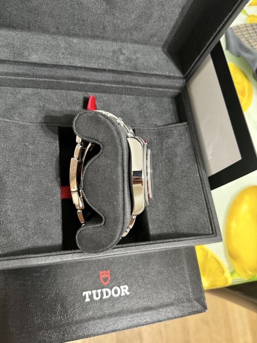 Vand Tudor Black Bay GMT Pepsi