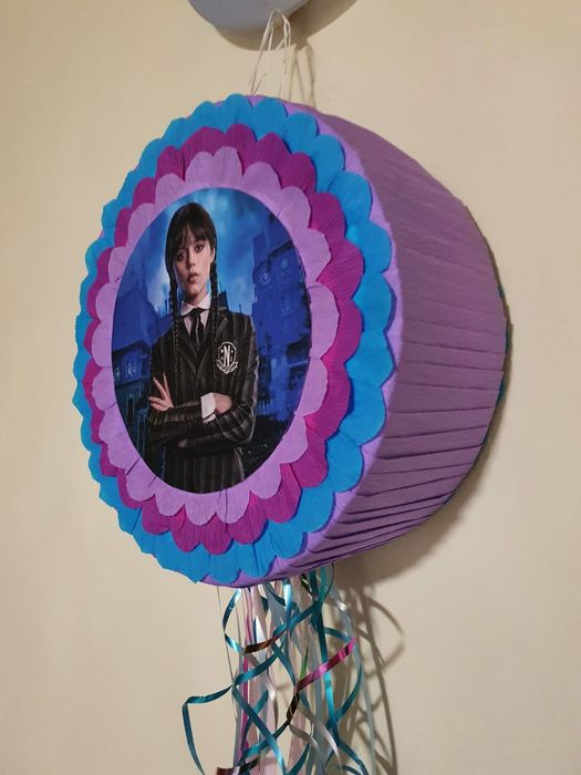 Piñata pinata  cu panglici, sfori,Pull string pinata