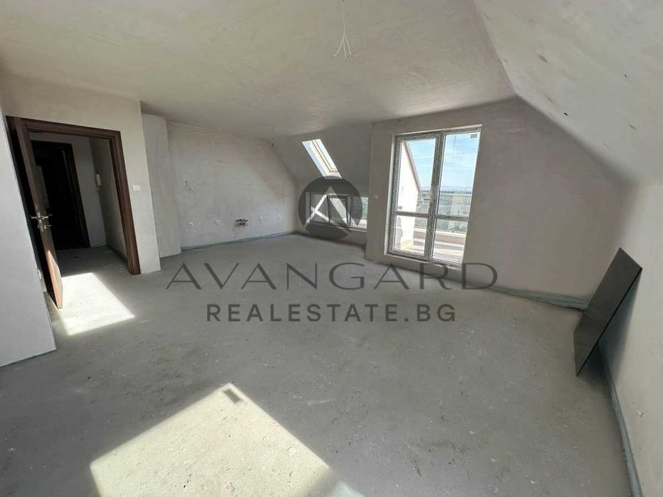 Продава се Тристаен апартамент в Пловдив, Тракия - 152 кв.м за 1231 €/кв.м - Снимка #2