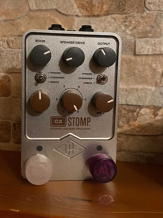 Universal Audio UAFX OX Stomp Dynamic Speaker
