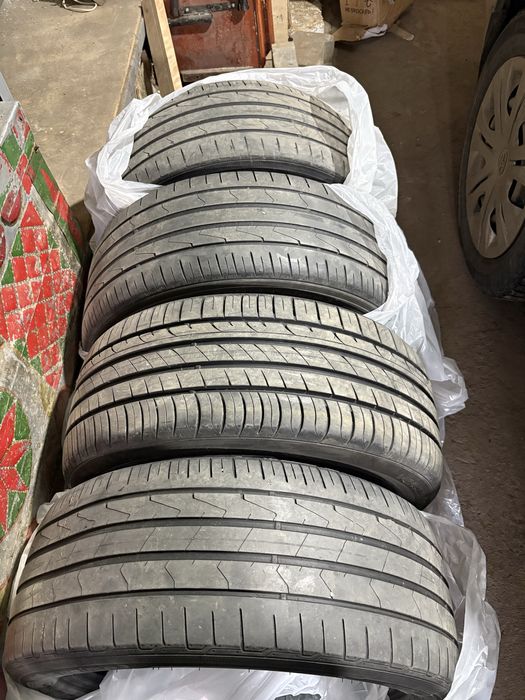 Шины летние 225/45/17