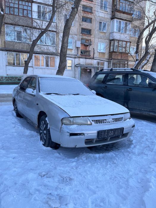 Продам ниссан блюберд