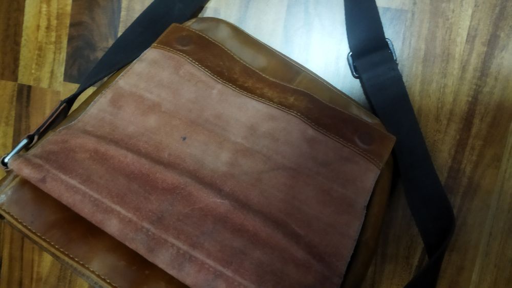 Продам сумку привёз из Европы выглядит стильно