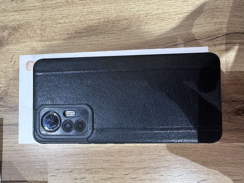 Продам Xiaomi 12 Lite в идеальном состоянии!