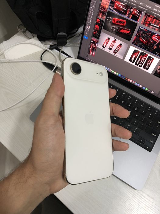 iPhone Air 256Gb Gold