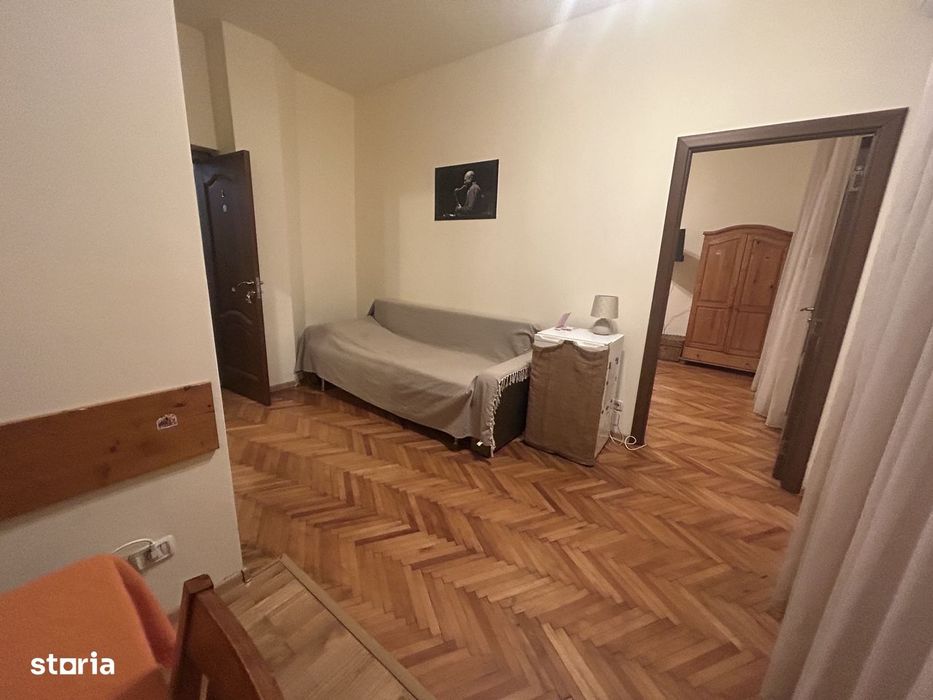 Spatiu-Cabinete medicale / terapie – spațiu Central, Acces facil