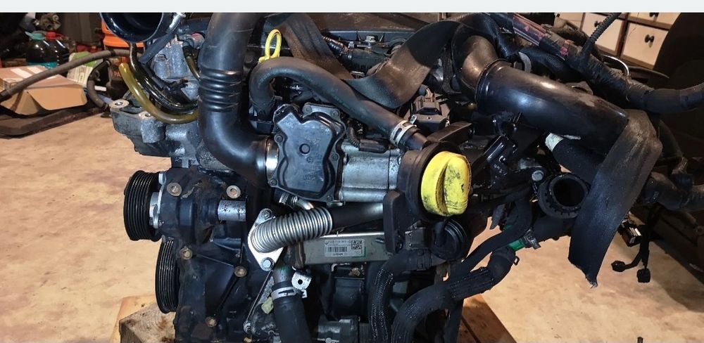 Motor 2.0 dci m9r euro 5 master vivaro cutie viteze 6 trepte egr