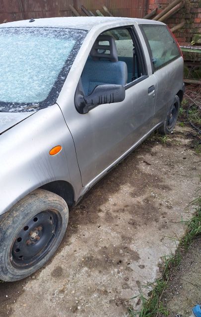 Lampa / Tripla stop dreapta pe aripa Fiat Punto a 2-a generatie