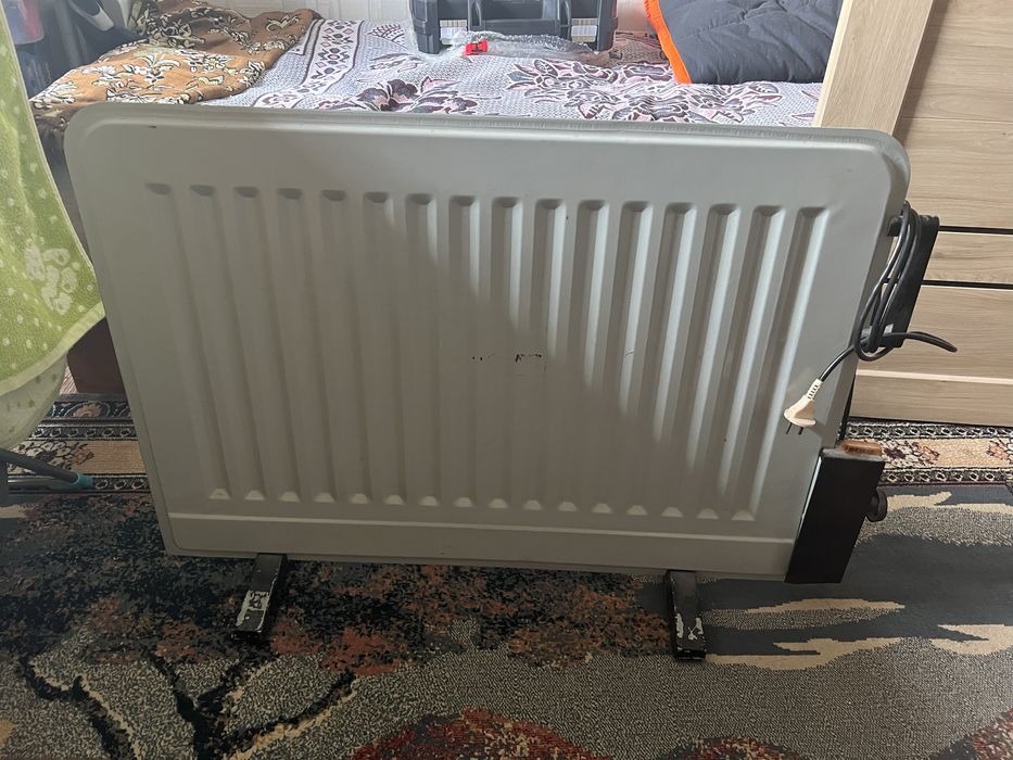 Маслянный электрообогреватель