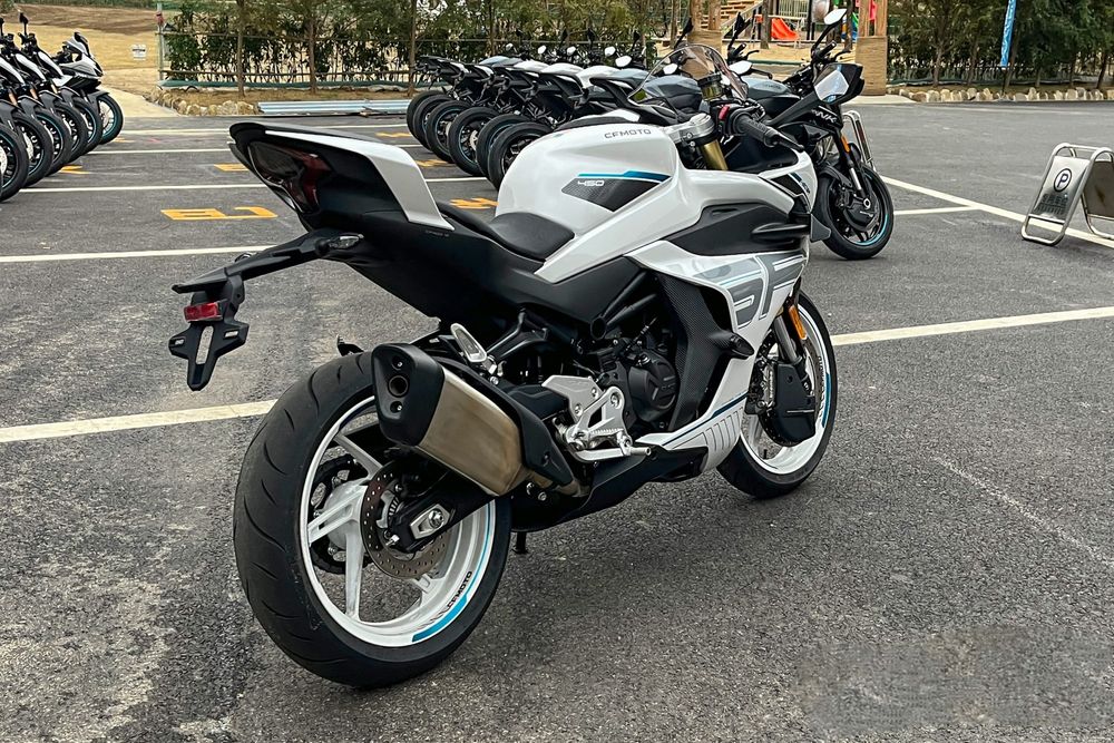 Мотоцикл CFMoto 450SR ABS 2025 заказ