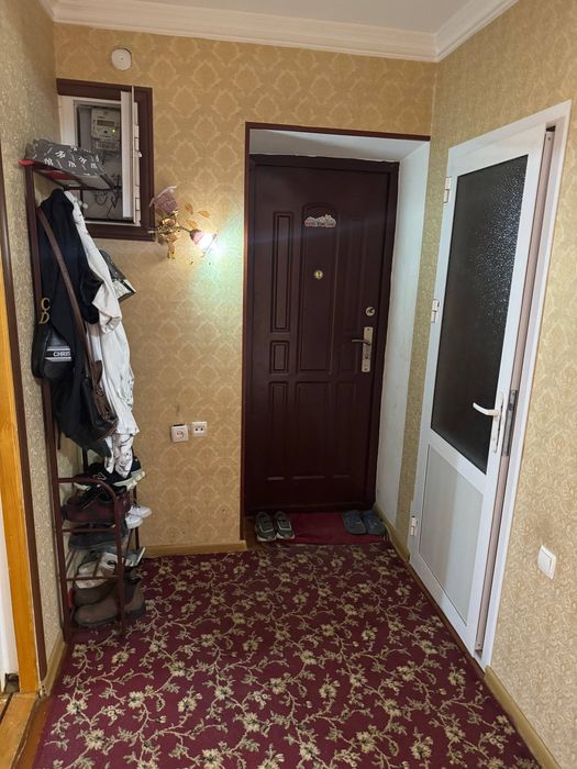 Продается 3 комнатная квартира