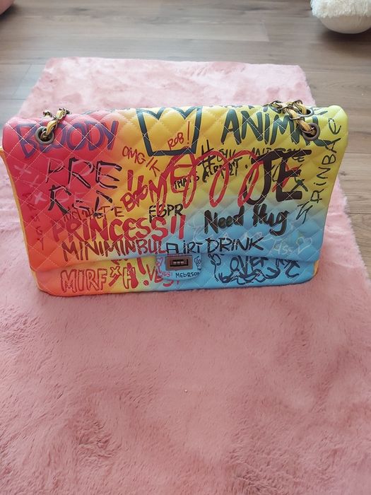 Poseta graffiti neon