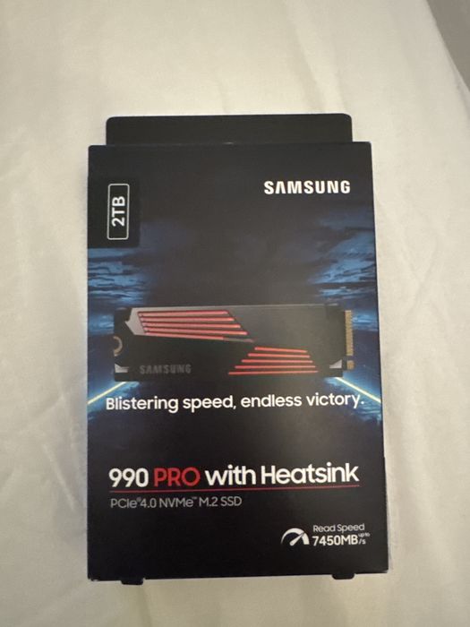 Vand nvme samsung 2 tb 990 pro cu heatsink