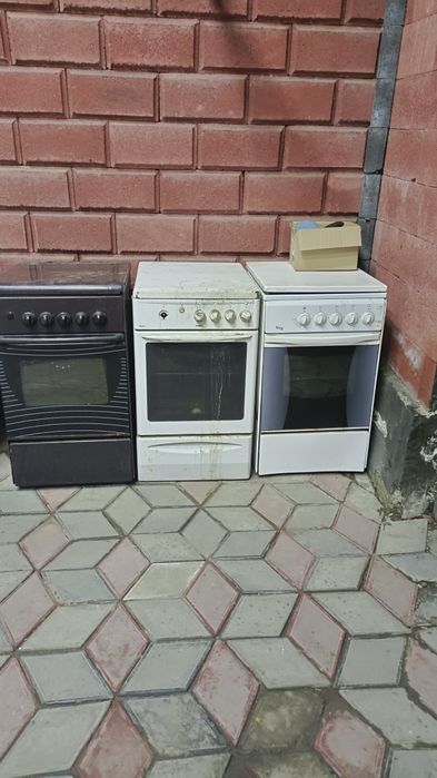 Продам унитаз и мебель