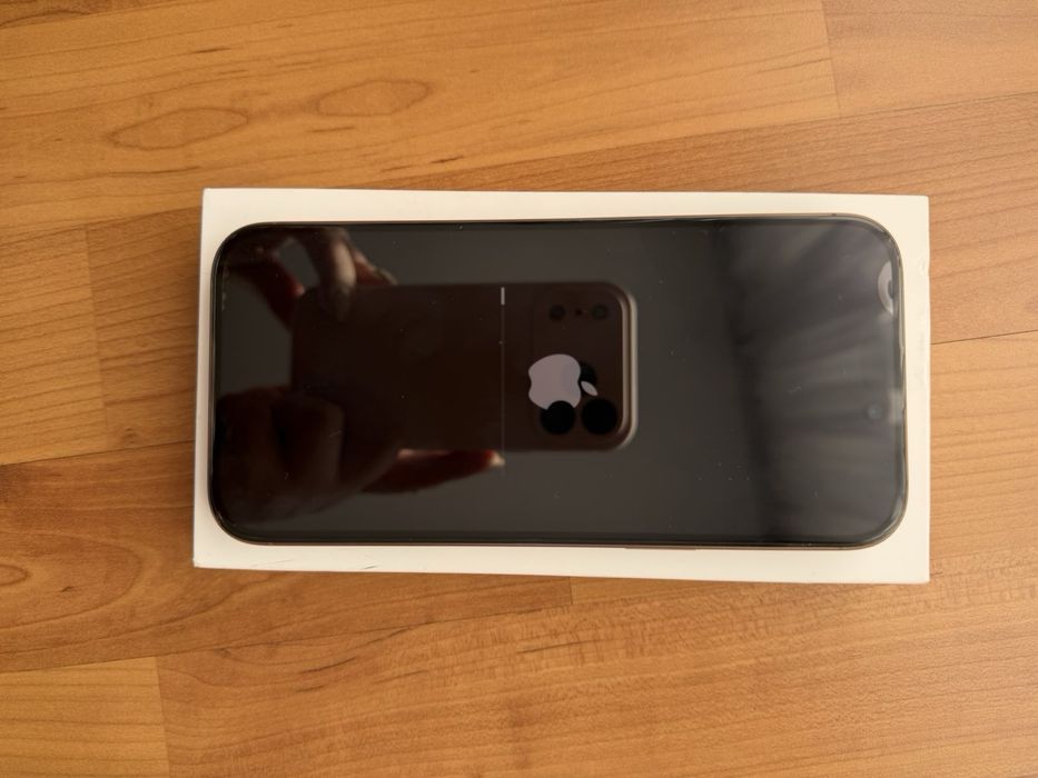 iPhone 16 Pro Max 256GB 36м Гаранция