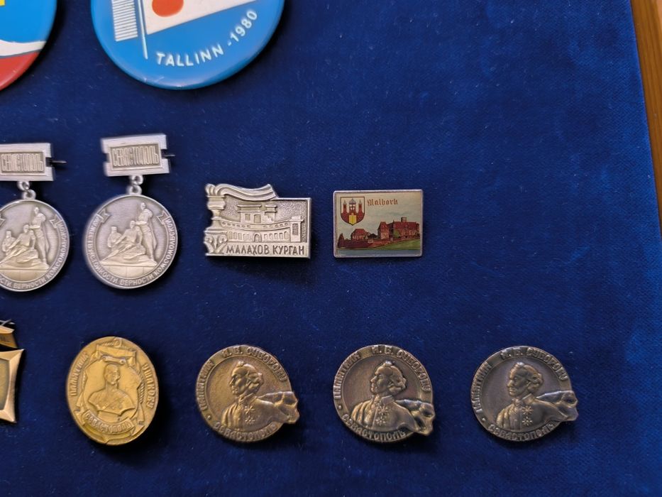 Винтидж лот значки ссср олимпиада 1980 година 4  стари писалки хемус