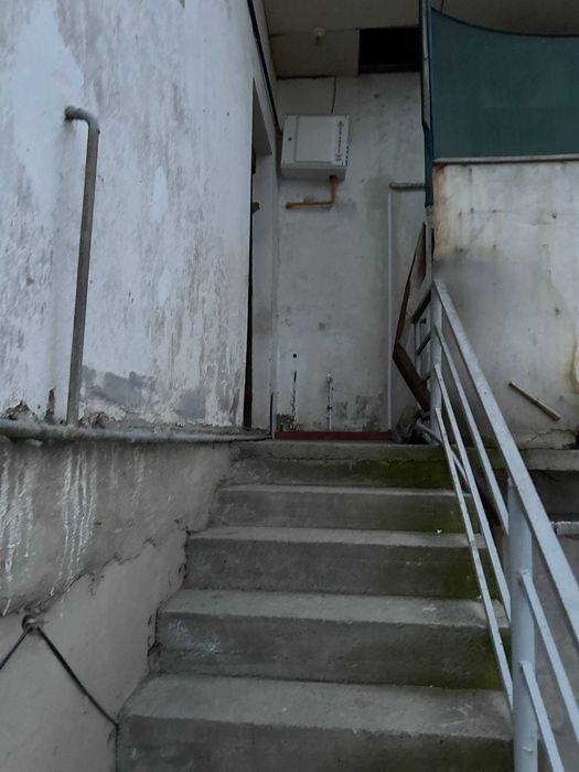 Продаётся однокомнатное помещение рядом с Фуд сити