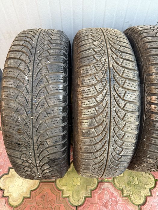Jante și Cauciucuri Iarnă  195/65/15 DUNLOP aproape Noi