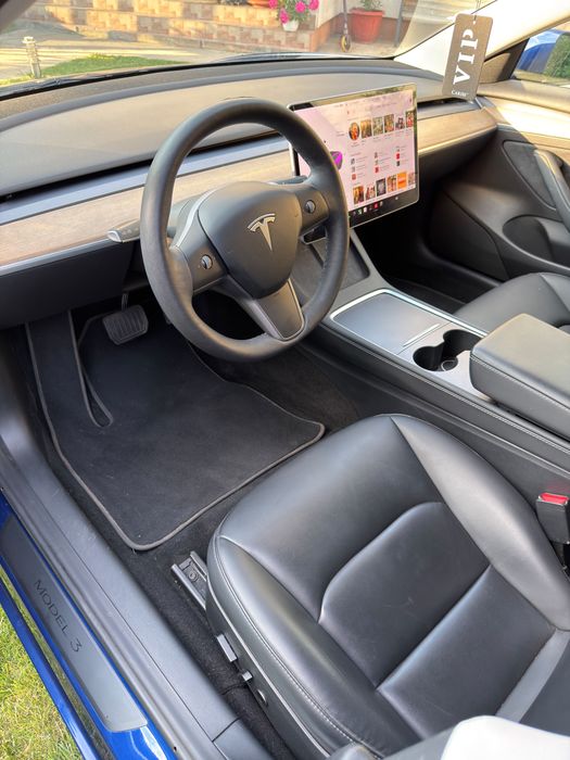 Tesla Model 3 DualMotor LongRange AWD