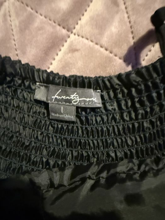 Дамски рокли М вечерни