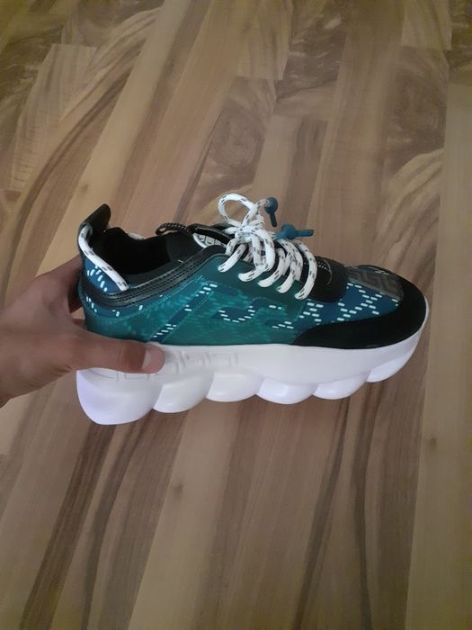 Versace chain reaction blue