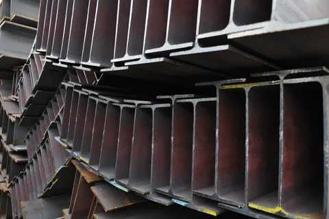 Двутавровые стальные балки с доставкой–Большой выбор по выгодной цене!