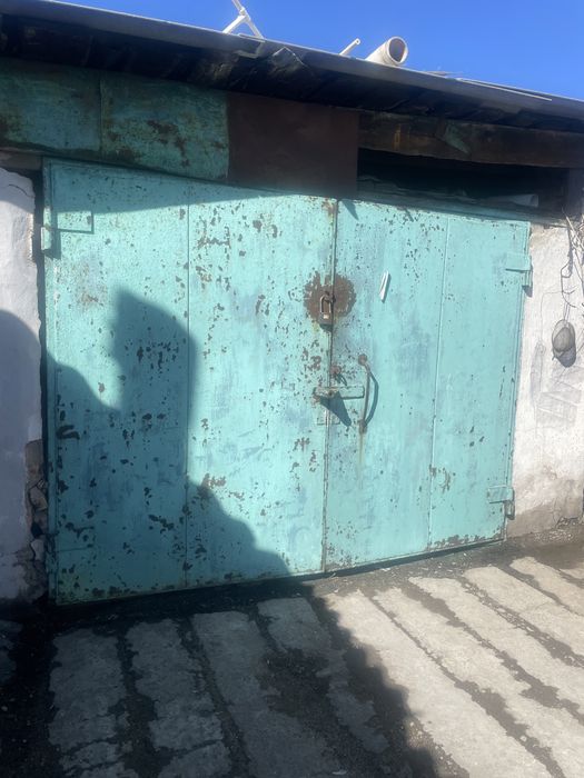 Ворота гараж швеллер металл